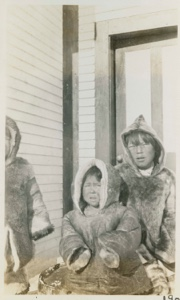 Image of Eskimo [Inuit] children